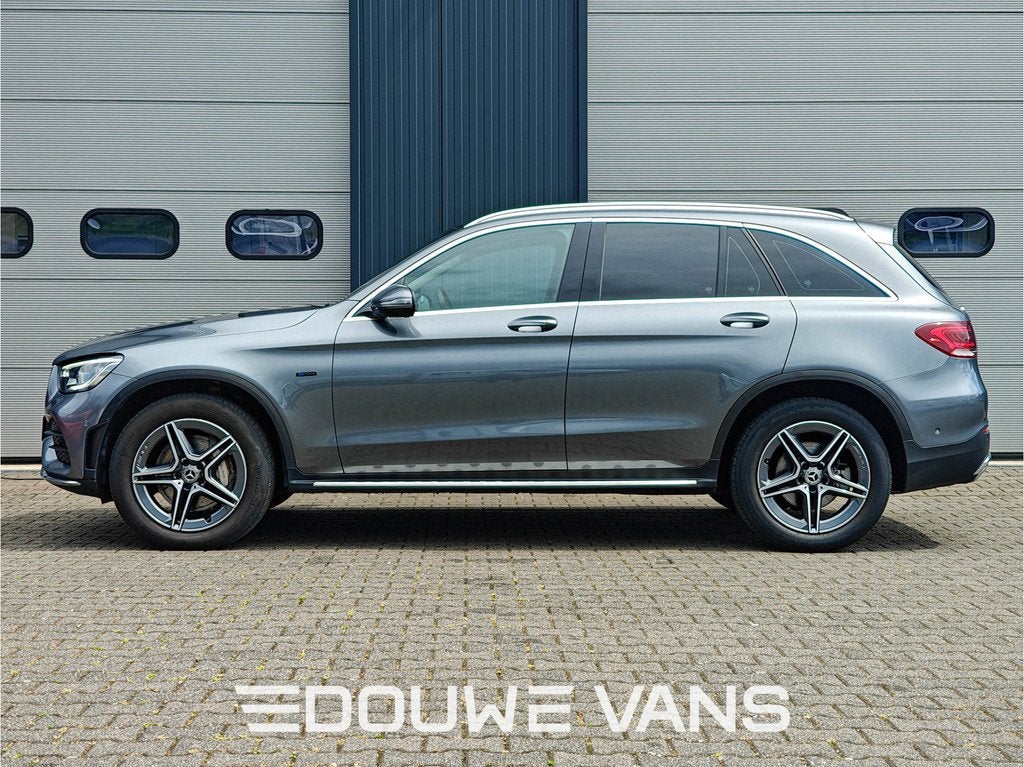 Mercedes-Benz GLC 300e 4MATIC Panorama Luchtvering Trekhaak, Auto's, Mercedes-Benz, Automaat, Gebruikt, 4 cilinders, 2000 kg