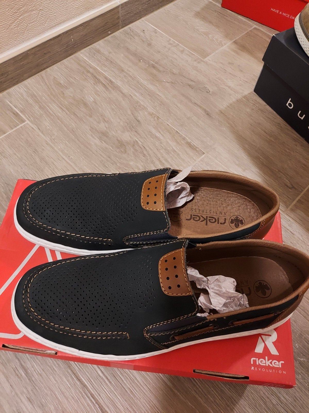 mocassins/mocassins, taille 42 cm. Nouvelle paire dans la bo, Vêtements | Hommes, Chaussures, Enlèvement, Neuf, Flâneurs