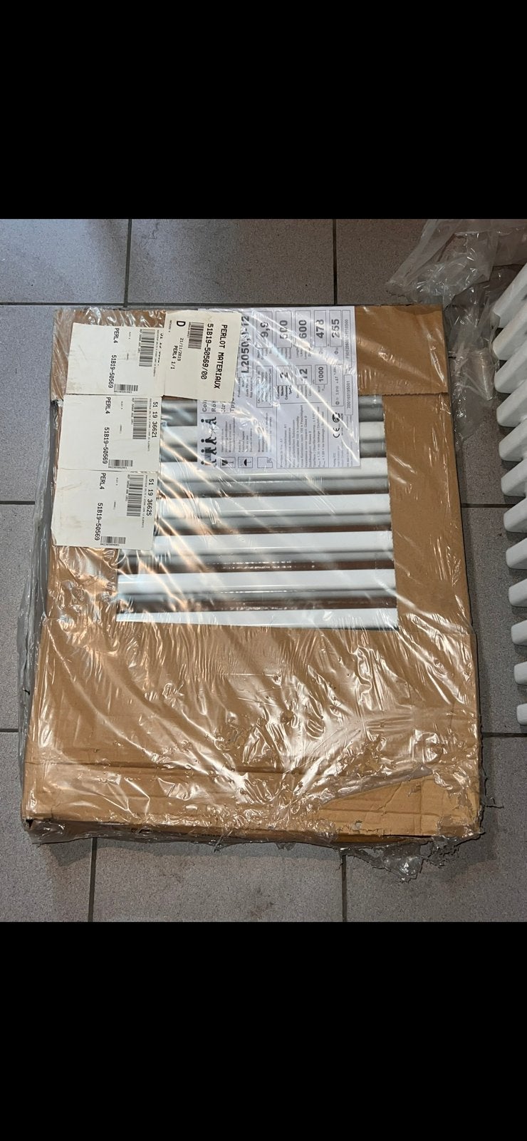 Set van 2 op maat gemaakte Radson Delta H-radiatoren, Doe-het-zelf en Bouw, Verwarming en Radiatoren, Ophalen, Zo goed als nieuw