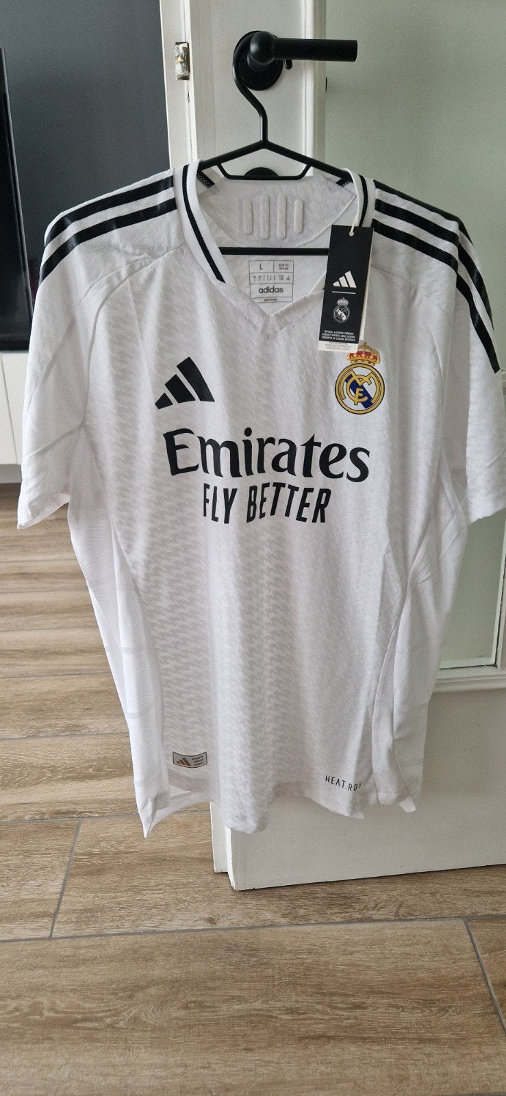 Maillot du Real Madrid version joueur (player), Enlèvement ou Envoi, Neuf, Maillot