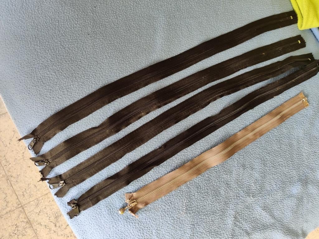 Gratis ritsen., Ophalen