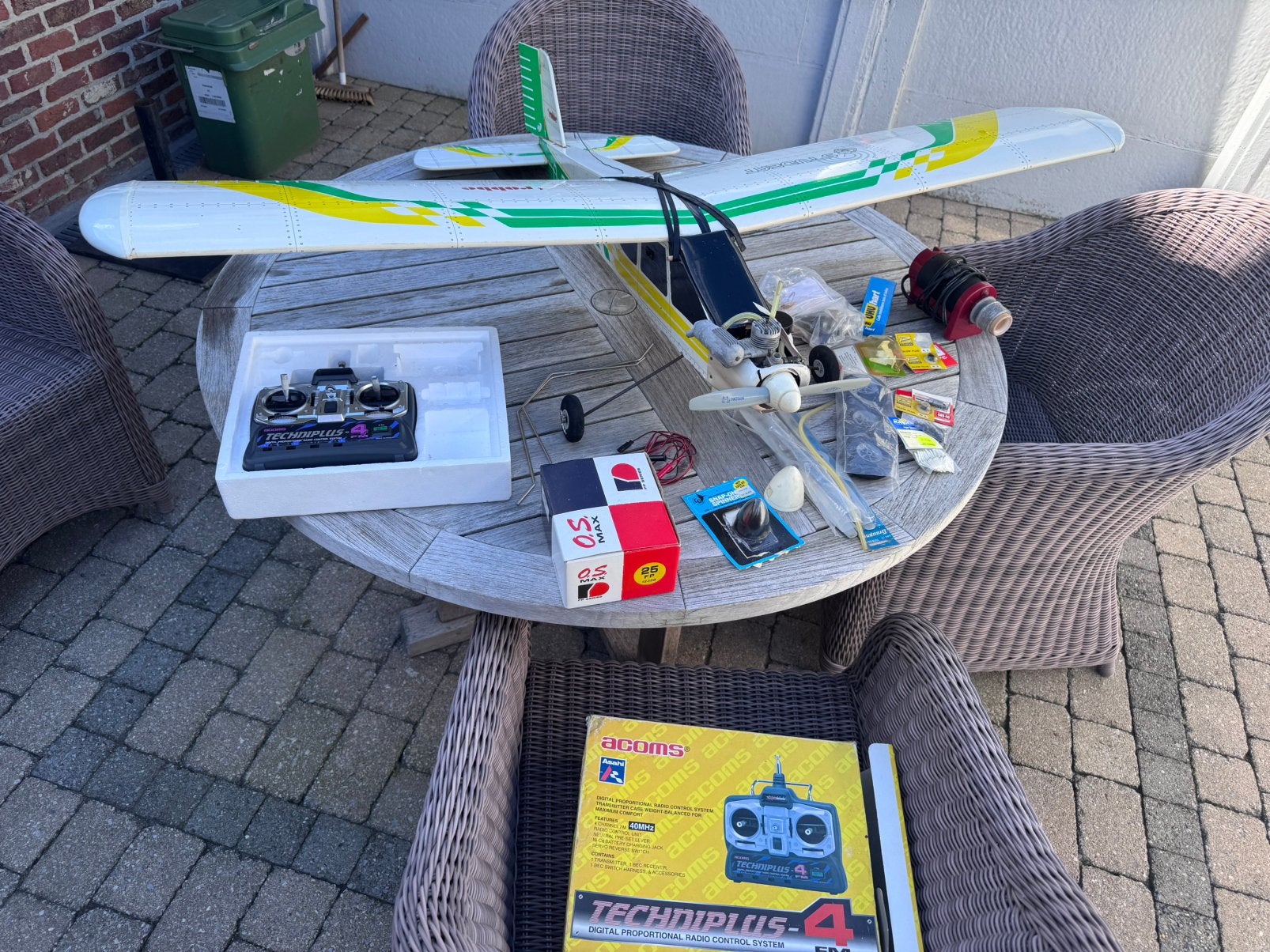 Rc vlieger, Enlèvement, Utilisé, Nitro