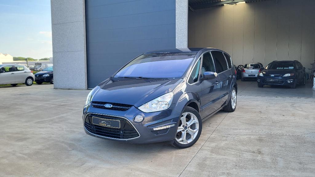 Ford S-MAX TITANIUM 2.0 Benzine 145pk 7 Plaatsen Gekeurd vvk, Auto's, Voorwielaandrijving, Stof, 4 cilinders, 7 zetels
