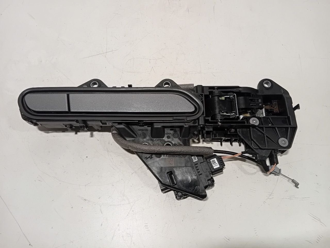 Portiergreep rechts achter Renault Scenic, Onderdelen@venauto.nl, Van der Ven Autorecycling B.V., Gebruikt, Ettenseweg 76, 4706 PB Roosendaal, The Netherlands
