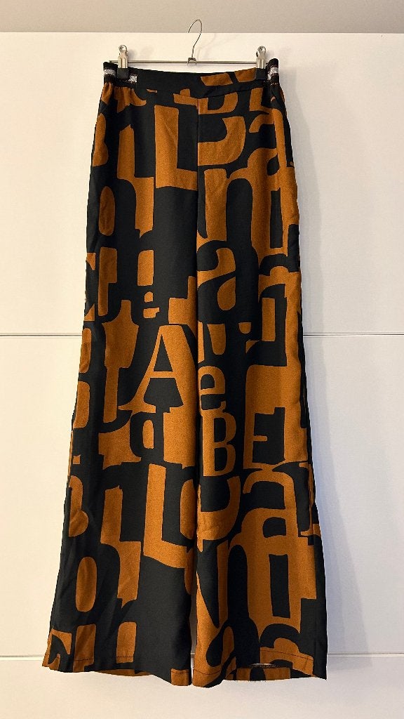 Green Ice zwarte broek met beige print, Kleding | Dames, Zwart, Ophalen of Verzenden, Zo goed als nieuw, GREEN ICE