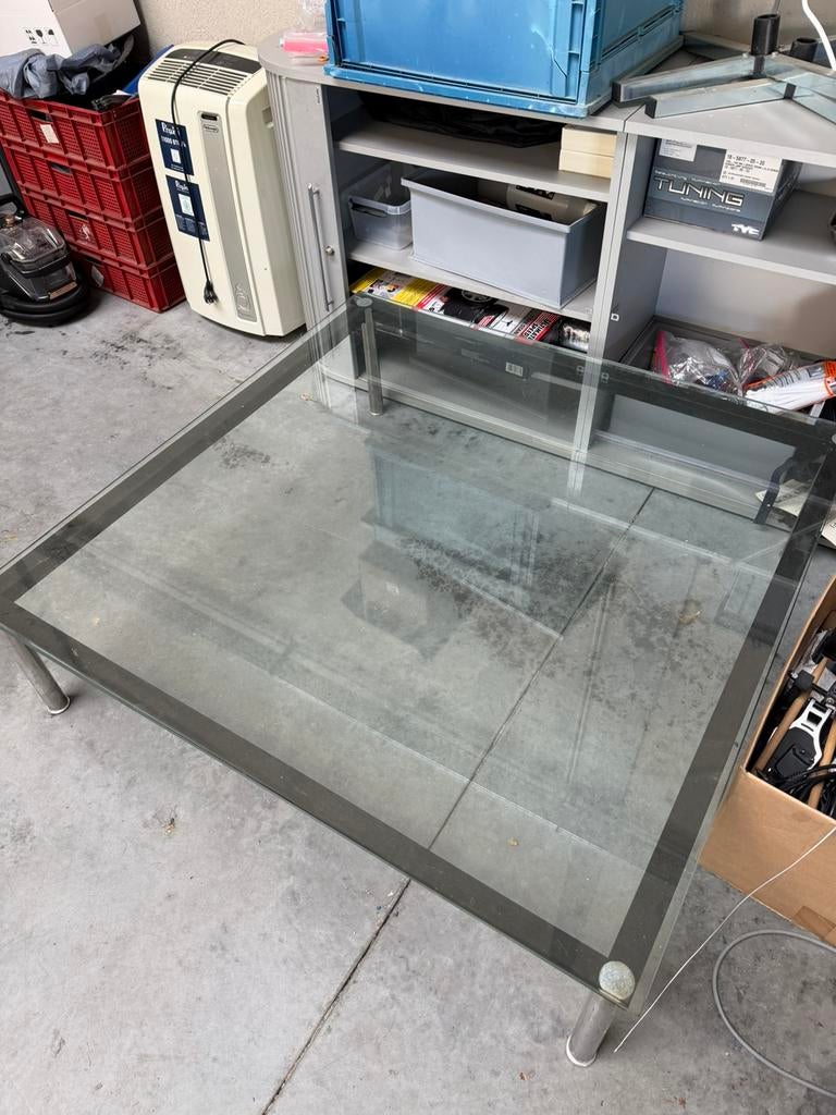 Gratis glazen salontafel 120x120cm, Huis en Inrichting, Ophalen, Zo goed als nieuw