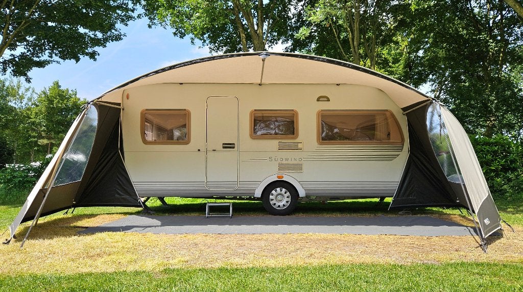 Knaus 6-persoons caravan, luifel, voortent én AIRCO!, Coin salon convertible, Jusqu'à 6, 5 à 6 mètres, Particulier