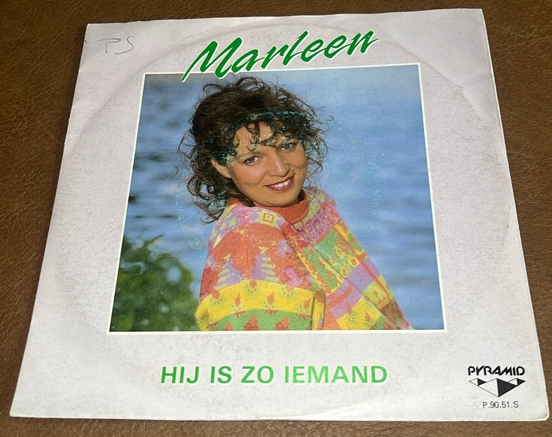 Marleen ‎– Hij Is Zo Iemand - 7” vinyl single - BE 1990, Cd's en Dvd's, Vinyl | Nederlandstalig, Ophalen of Verzenden, Gebruikt