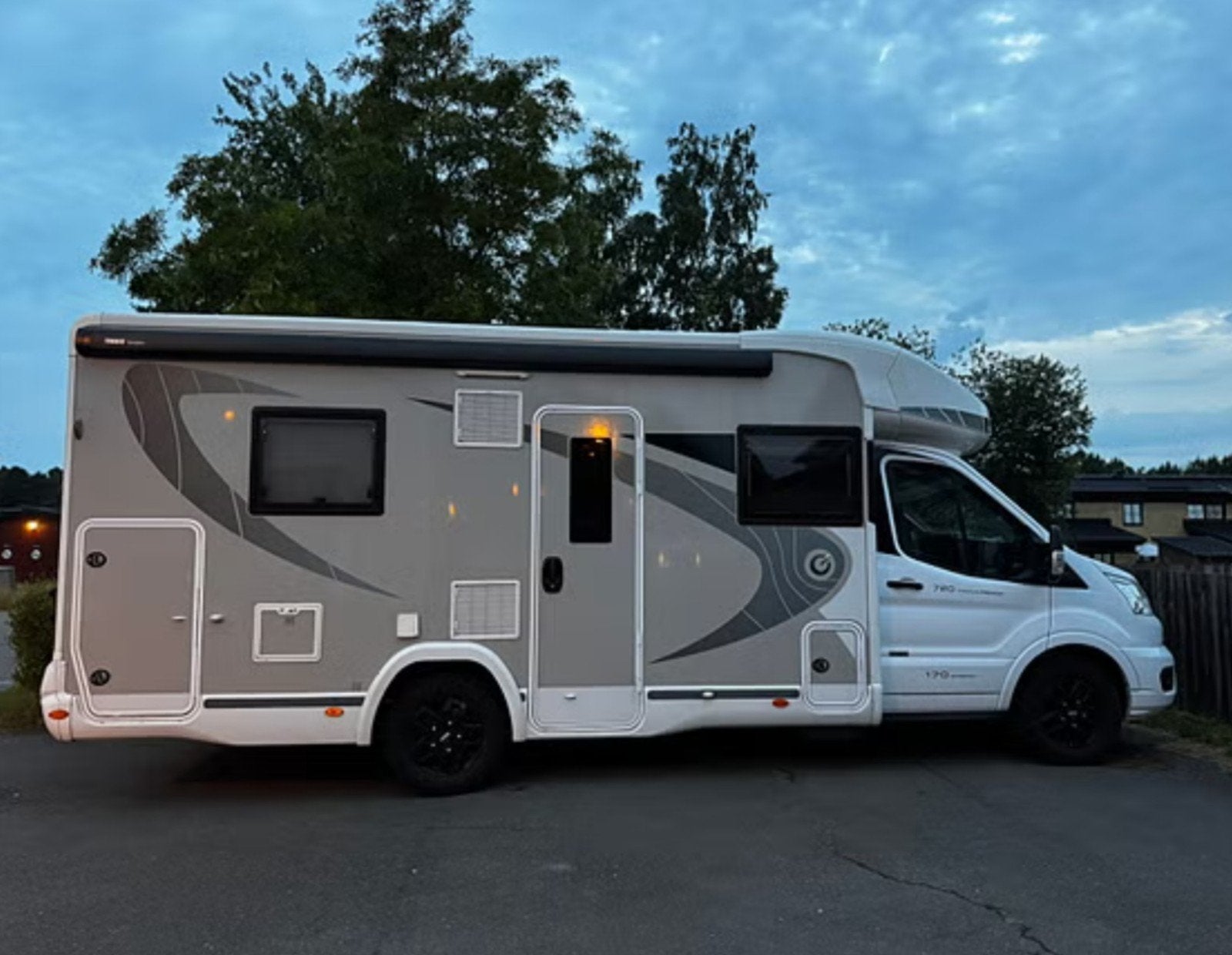 ​Prachtige Chausson 720 Nordic Edition (2021)  Wintervast, Caravanes & Camping, Camping-cars, Ford, Chausson, Diesel, Automatique