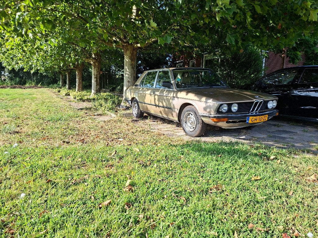 Bmw 525 oldtimer 1980, foto 3