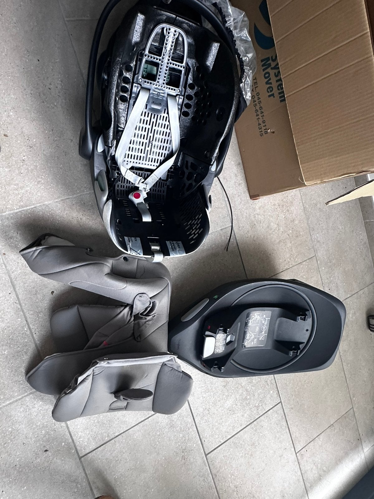 Cybex Cloud G i size (siege + base), Enfants & Bébés, Sièges auto, Enlèvement