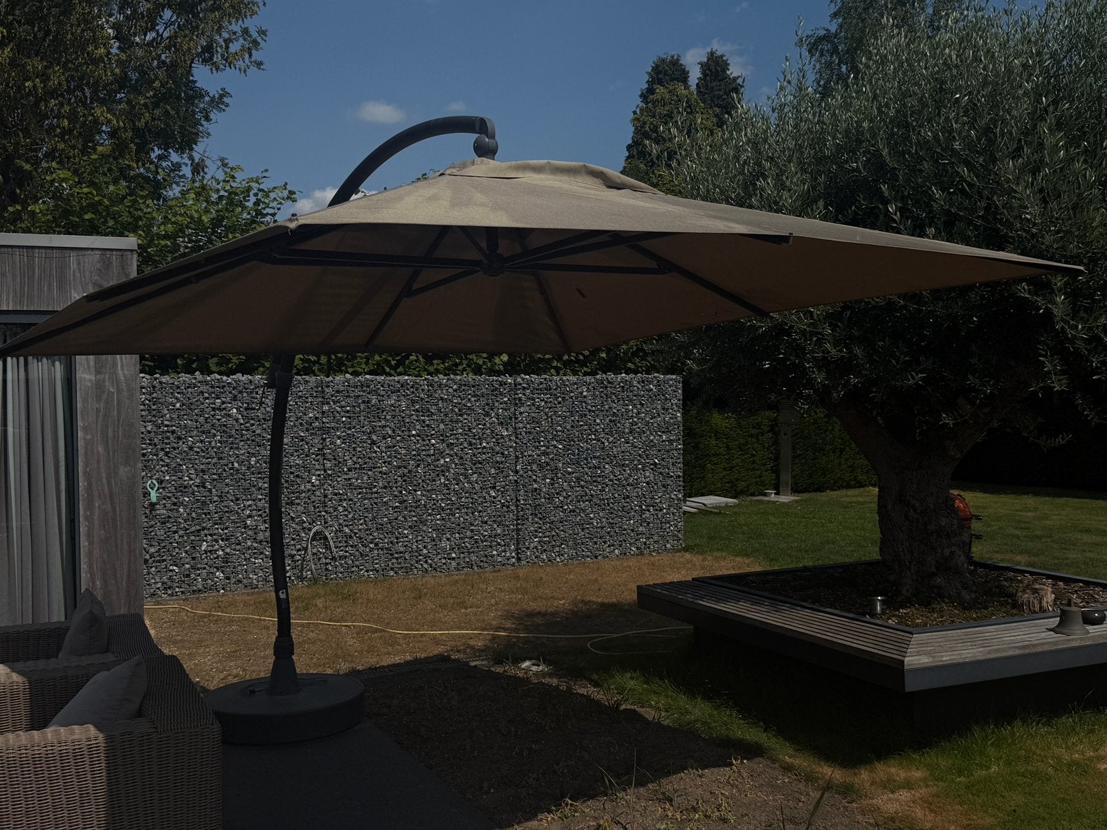Super groot professioneel parasol, Tuin en Terras, Ophalen, Zo goed als nieuw, Kantelbaar