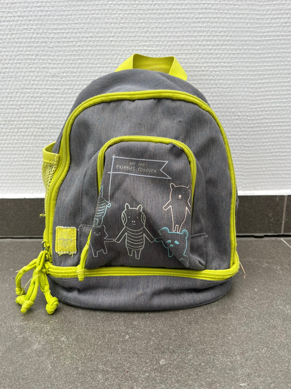 kleuter schooltas/rugzak, Handtassen en Accessoires, Tassen | Schooltassen, Zo goed als nieuw, Grijs, Ophalen