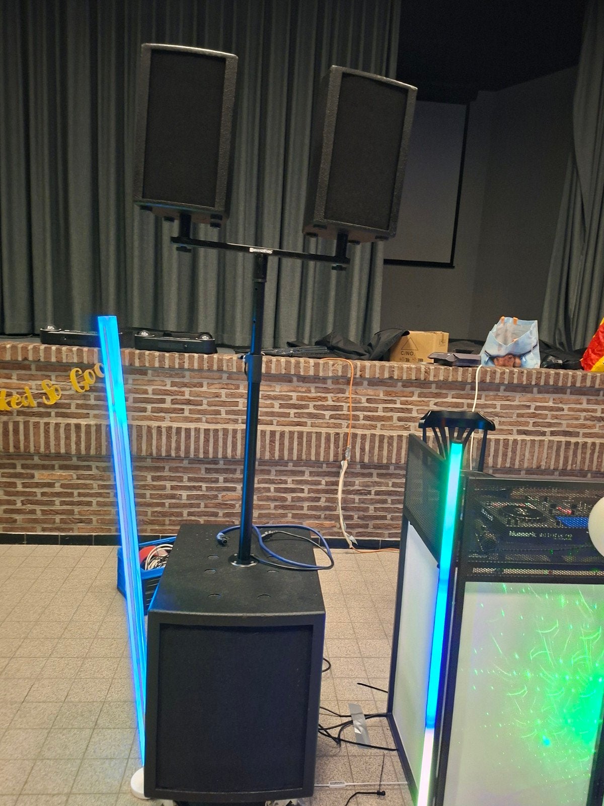 dab audio club mate 15, Ophalen