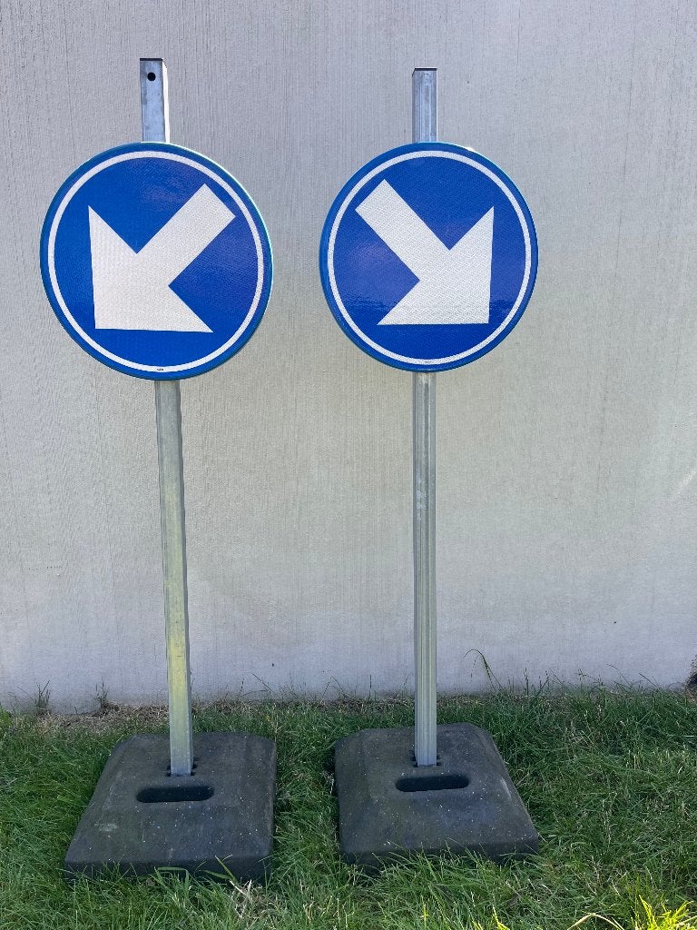 verkeersbordenset, Doe-het-zelf en Bouw, Overige Doe-Het-Zelf en Bouw, Ophalen, Zo goed als nieuw