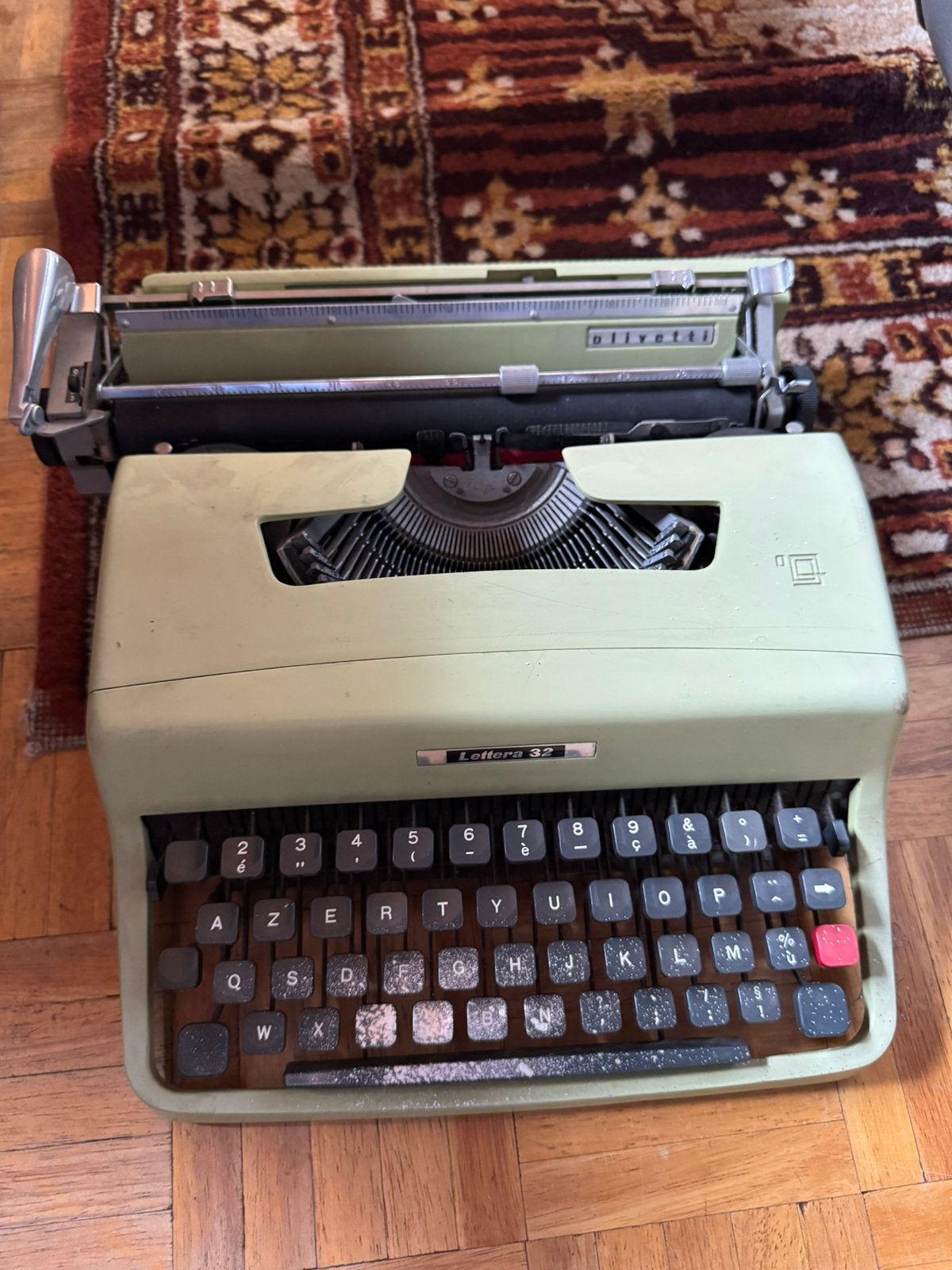 Olivetti Lettera 32 vintage typemachine – AZERTY, Ophalen, Gebruikt
