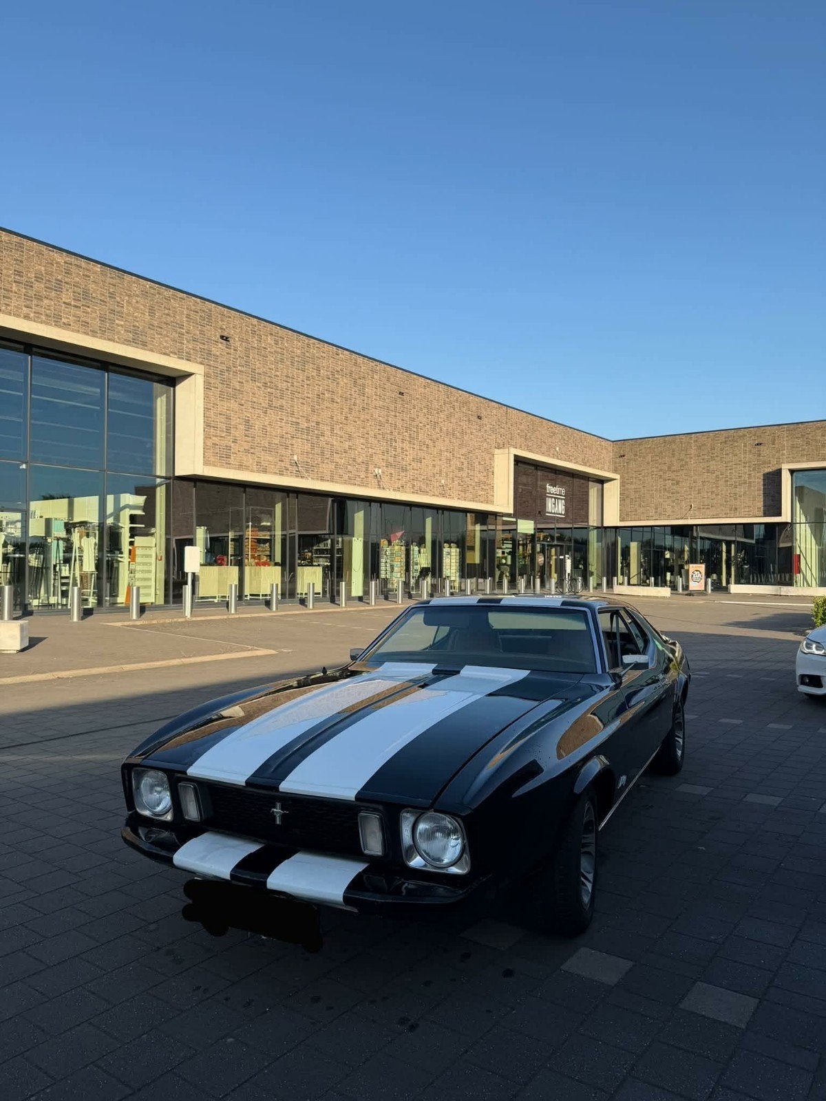 Ford Mustang Grande V8 5.0 1973, Ophalen