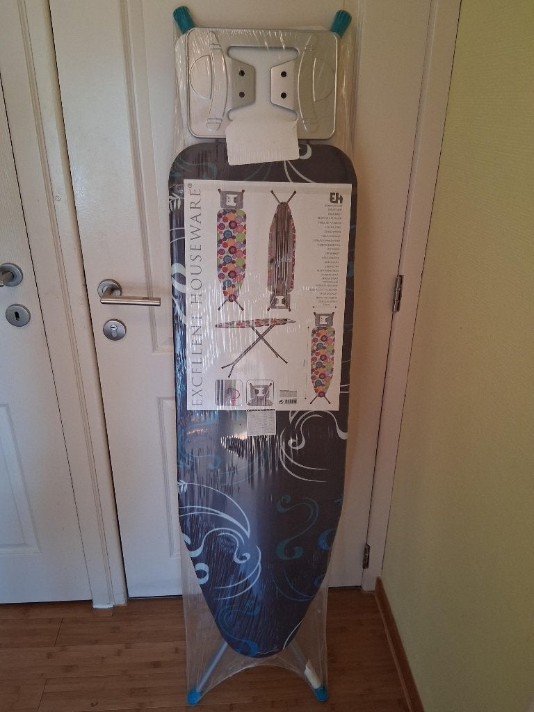 Planche à repasser NEUVE Excellent Houseware (120x38 cm), Enlèvement, Neuf