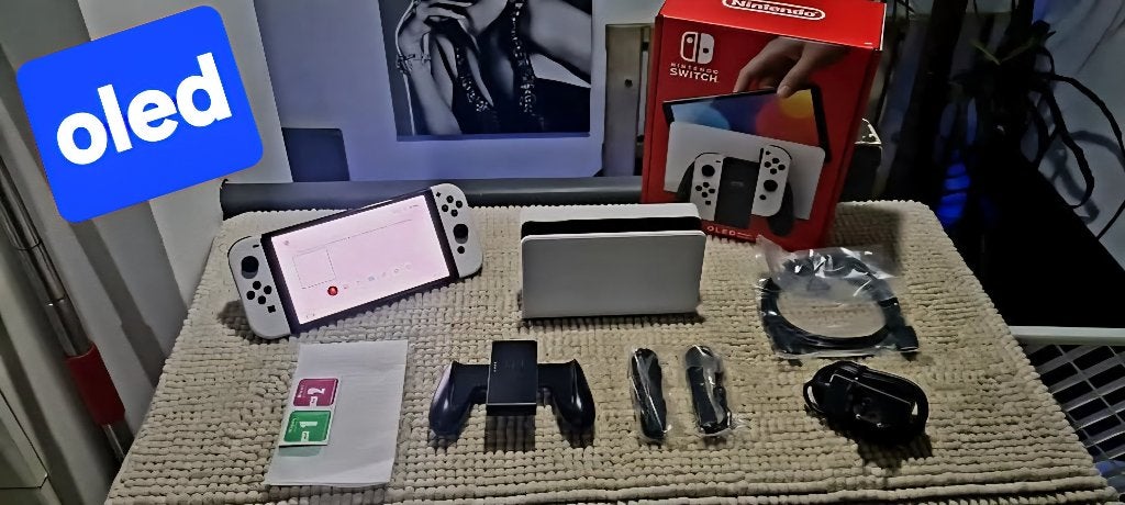 Nintendo Switch OLED witte console +1 maand garantie, Games en Spelcomputers, Ophalen of Verzenden, Zo goed als nieuw