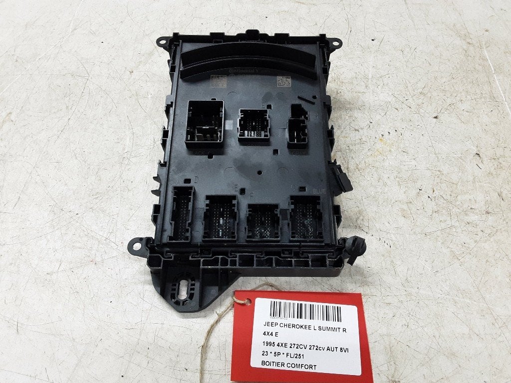 COMPUTER COMFORT Jeep Grand Cherokee L (WL) (68569332AE), Jeep, Gebruikt, Mevr. I. Hauben, Rue de l'Espoir 34 34
4030  GRIVEGNÉE, BE