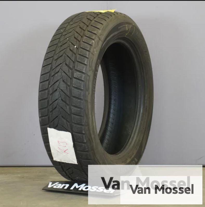 Vredestein Wintrac Xtreme 5 215/60/R17, Auto-onderdelen, Banden en Velgen, -, -, 17 inch, Band(en)