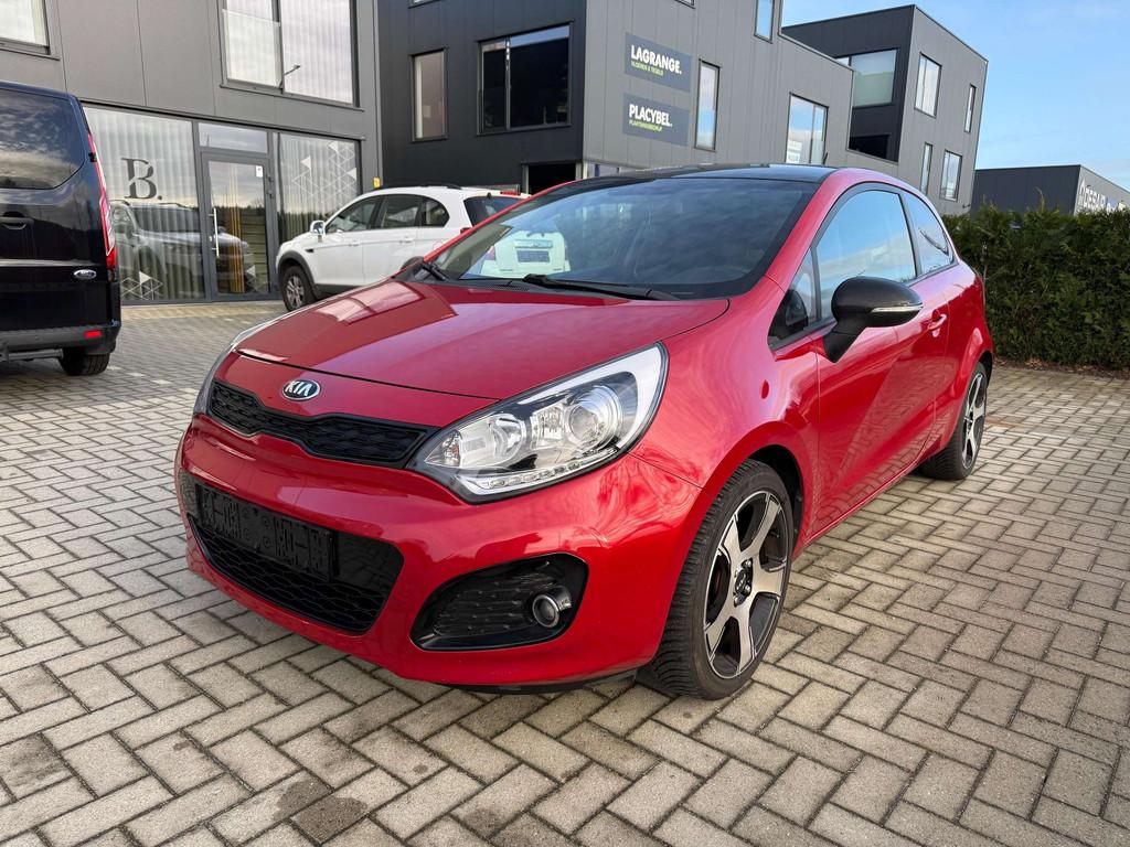 Kia Rio 1.2 Benzine / Uit Overname, Auto's, Kia, Euro 5, Stof, Gebruikt, Zwart