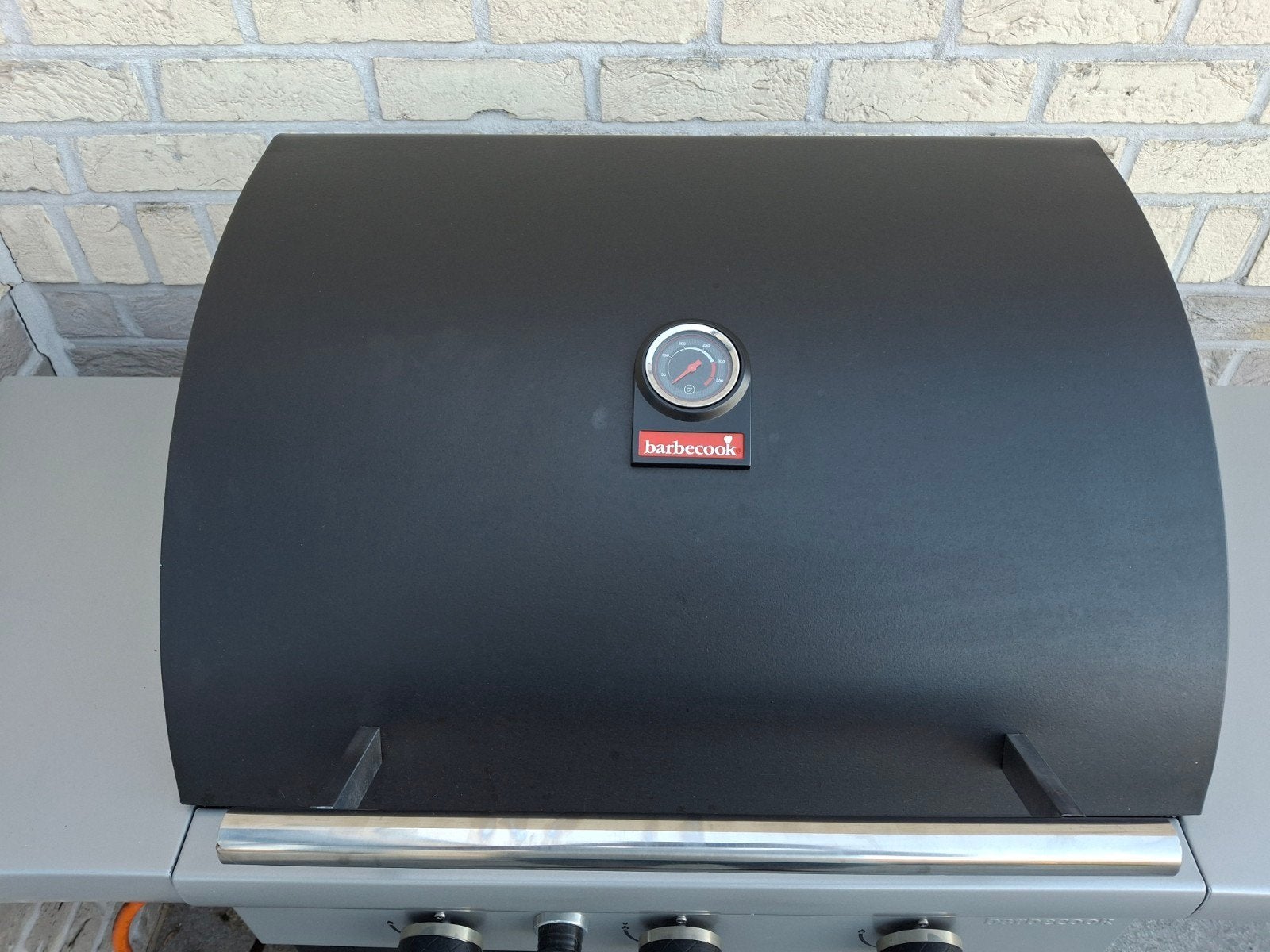 Barbeque op gas., Ophalen