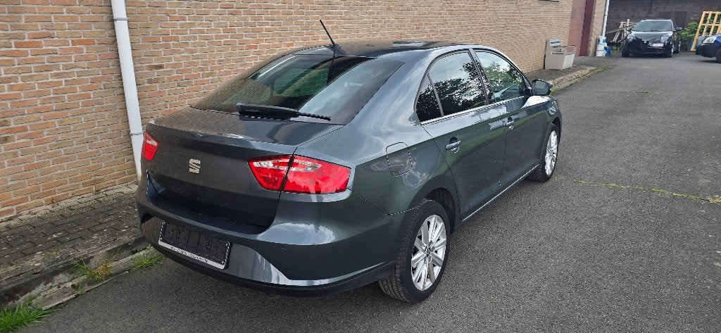 Seat Toledo 1.0 TSi 81Kw Style Navi clim auto, Auto's, Voorwielaandrijving, Stof, Euro 6, Navigatiesysteem