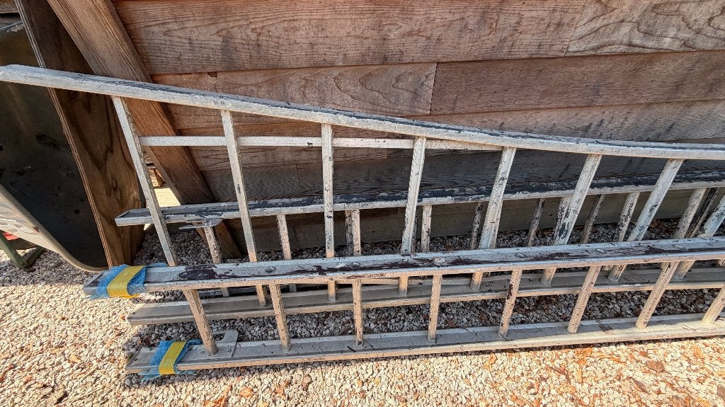 Oude aluminium ladder, Ophalen, Gebruikt