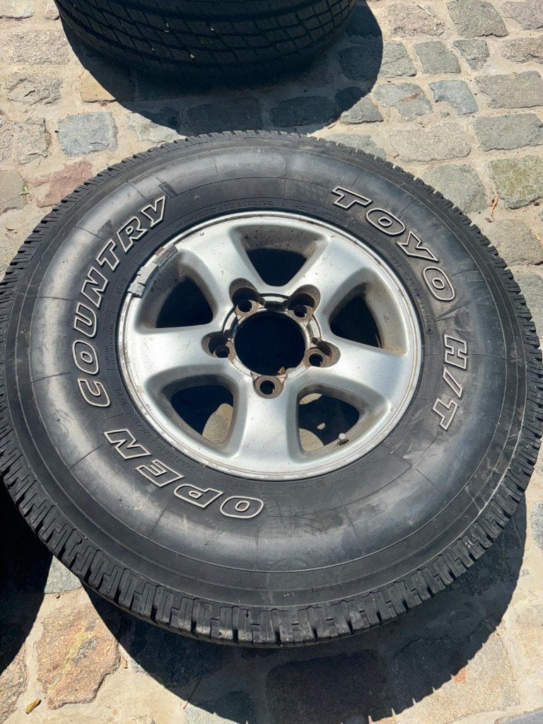 toyo, Ophalen, Gebruikt, 16 inch, 275 mm