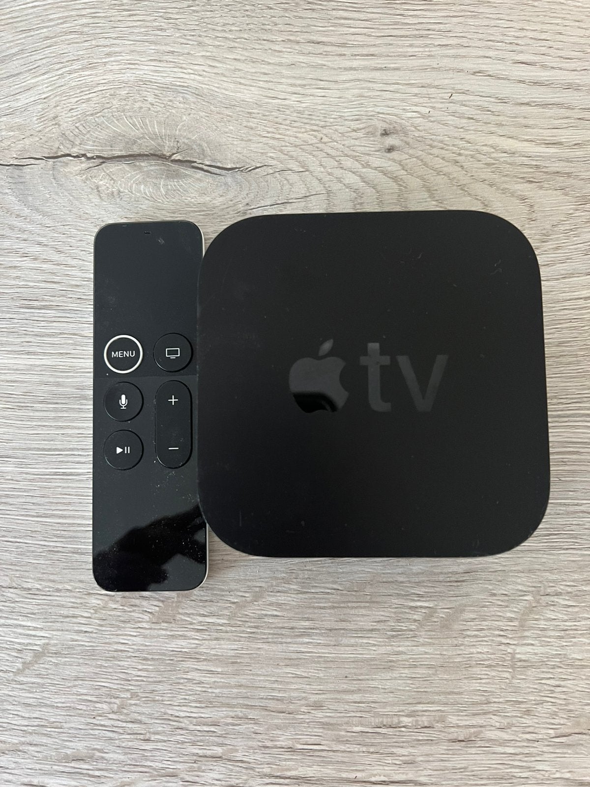 Apple TV 4K (1e generatie) inclusief Siri Remote, Enlèvement ou Envoi, Comme neuf