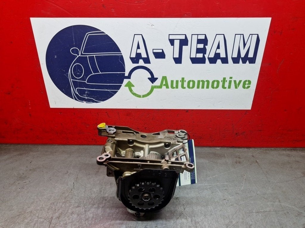 POMPE A HUILE BMW 5 serie (F10) (|11417805316|), Utilisé, BMW, Petuelring 130
80809  München, DE, Bayerische Motoren Werke AG