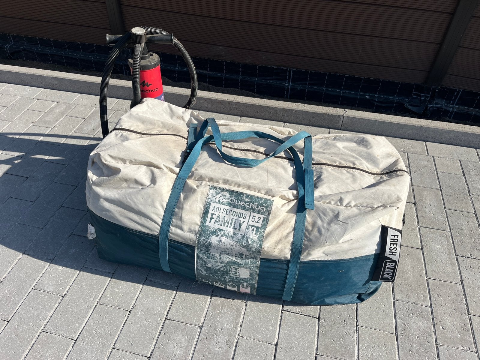 Quechua XL opblaasbare tent, Caravans en Kamperen, Tenten, Ophalen, Gebruikt, Tot en met 5