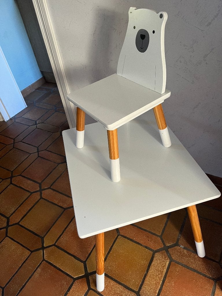 Table et chaise enfant, Enfants & Bébés, Enlèvement, Utilisé, Table(s) et Chaise(s)