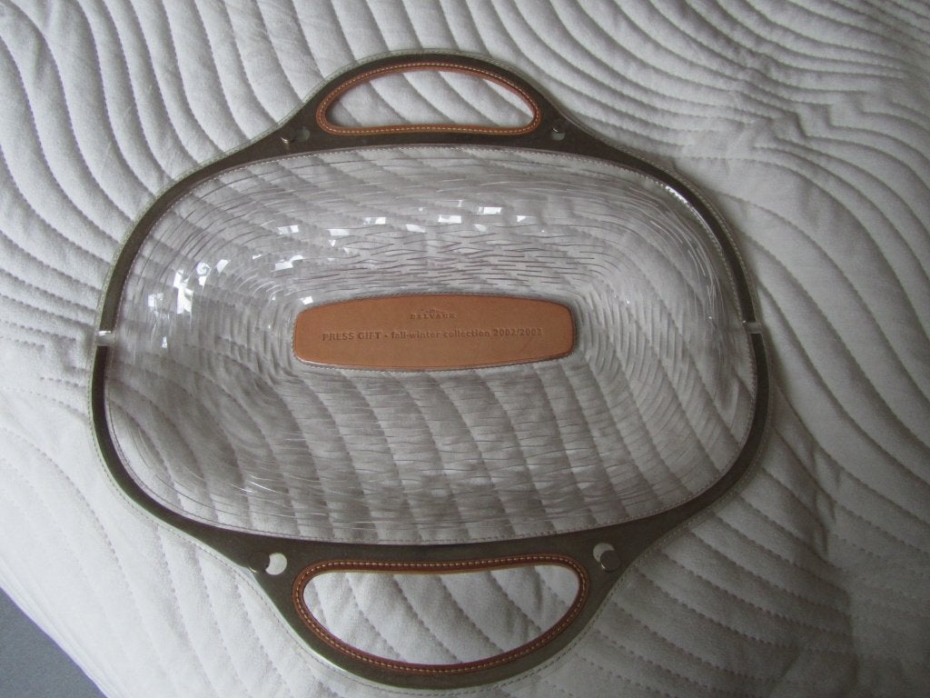 DELVAUX Basketbaltas in beperkte oplage met logo, Handtassen en Accessoires, Tassen | Damestassen, Verzenden