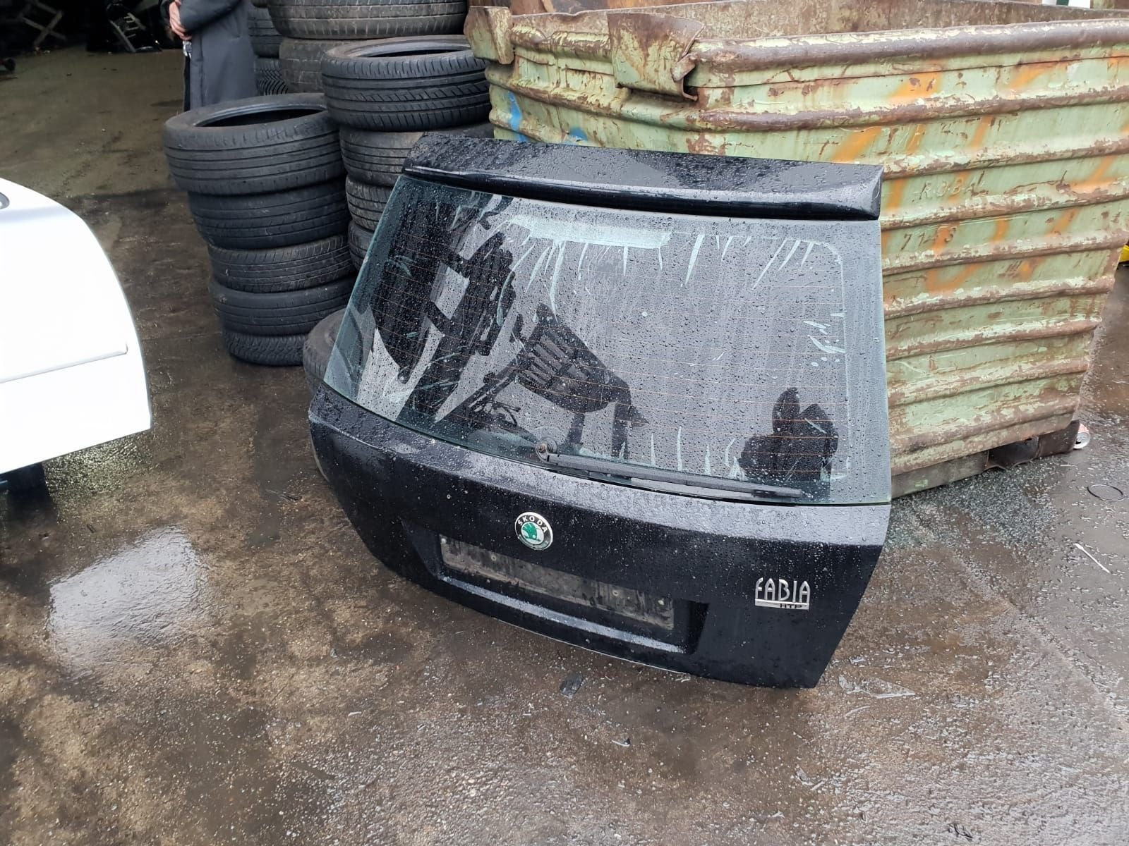 SKODA FABIA HB  ACHTERKLEP BJ 2001 TOT 2006, Arrière, -, Haillon arrière, Utilisé