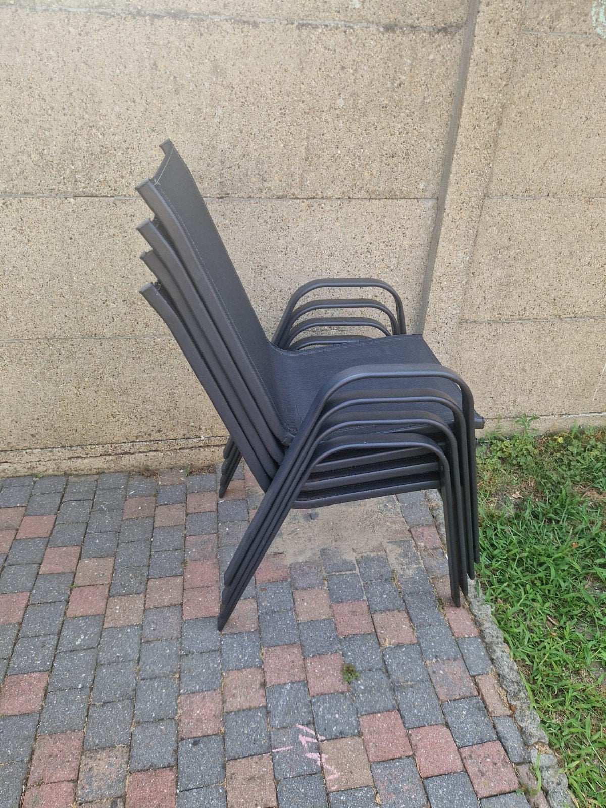 4 zwarte tuinstoelen, Ophalen, Gebruikt, Stapelbaar