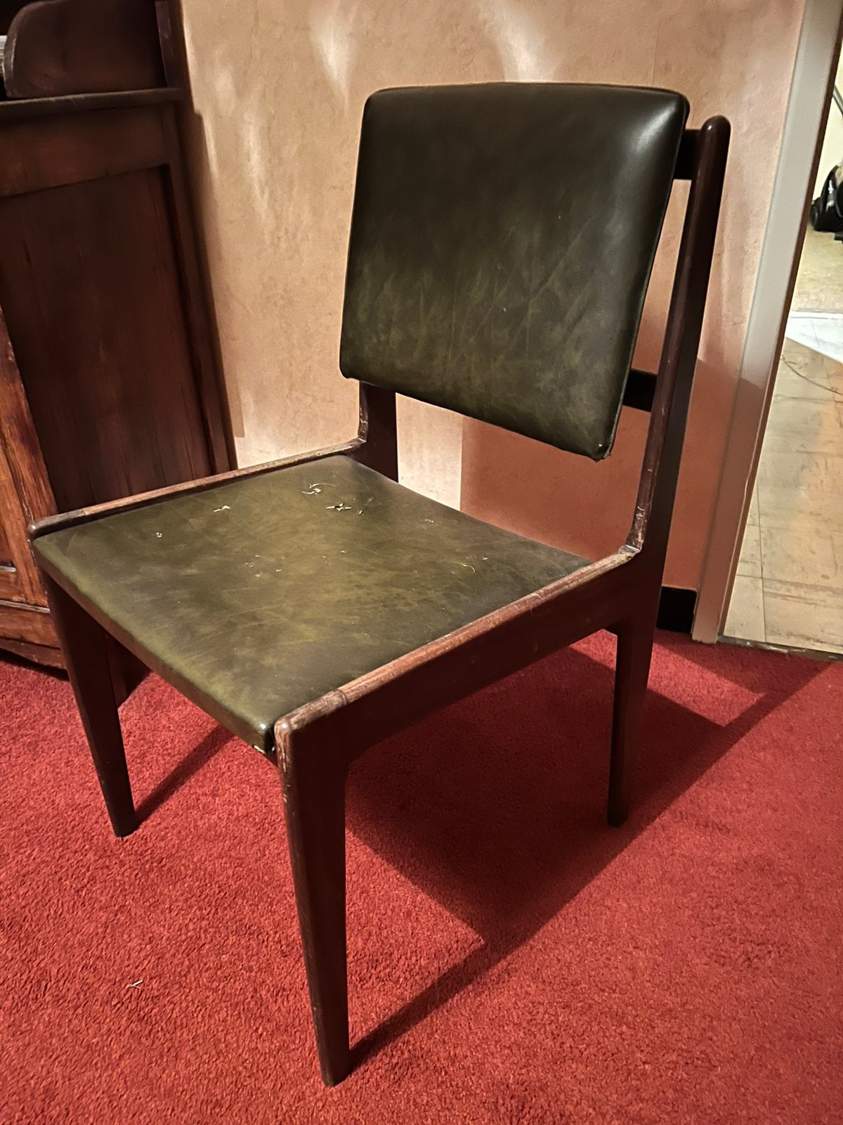 Twee vintage stoelen “ Pieter De Bruyne “, Antiquités & Art, Enlèvement
