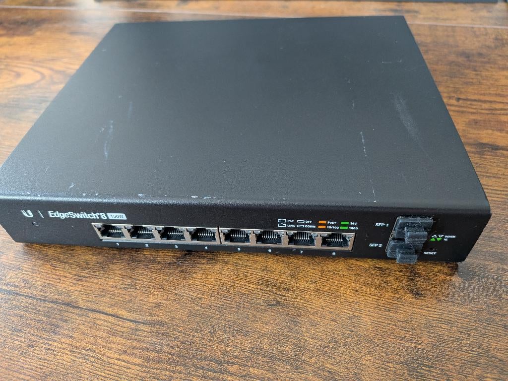 Ubiquiti EdgeSwitch 8 150W ES-8-150W PoE+, Enlèvement, Utilisé