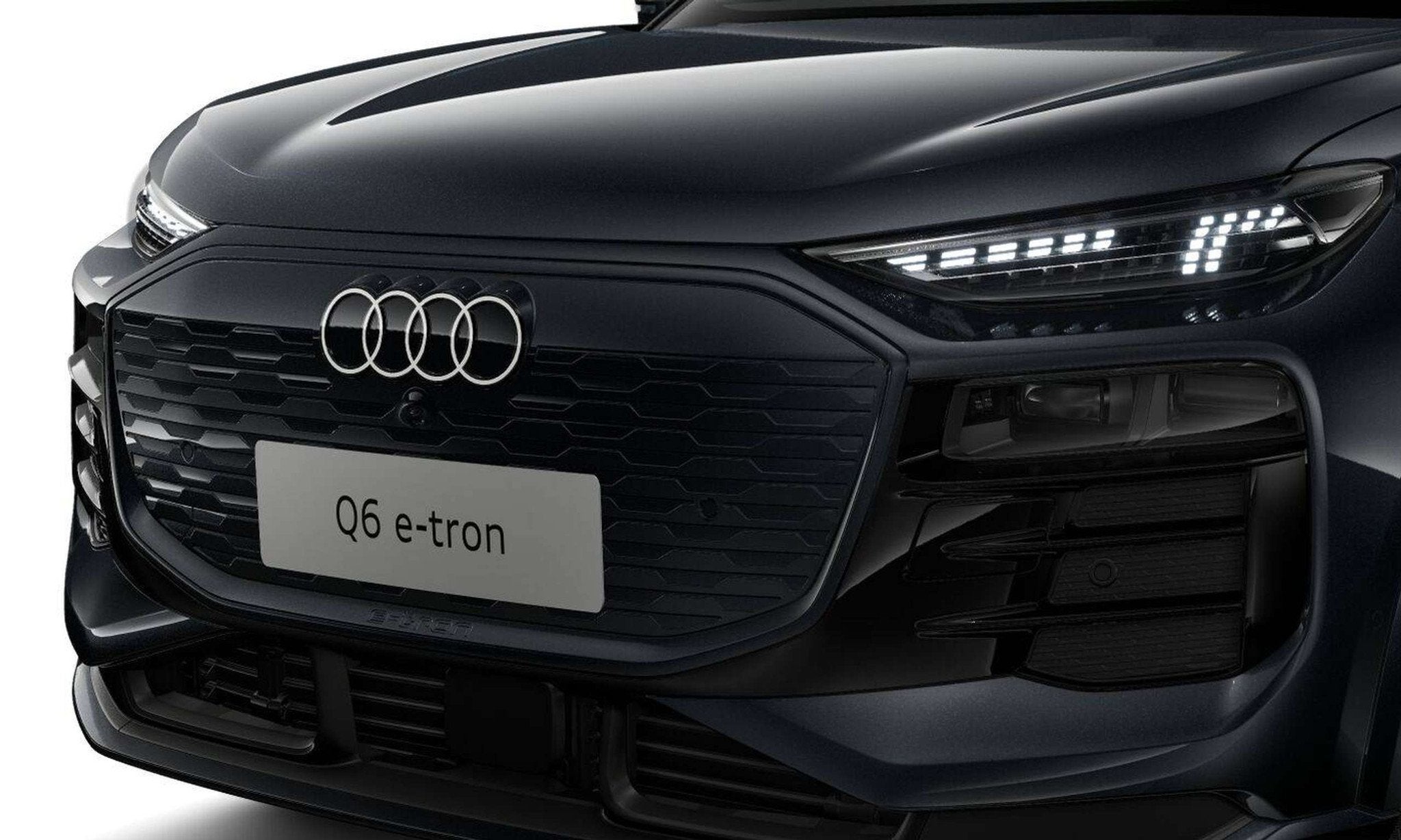 Audi Q6 e-tron Q6 e-Tron 100 kWh Quattro l trekhaak l luchtv, Auto's, Automaat, Gebruikt, Zwart, Adaptive Cruise Control