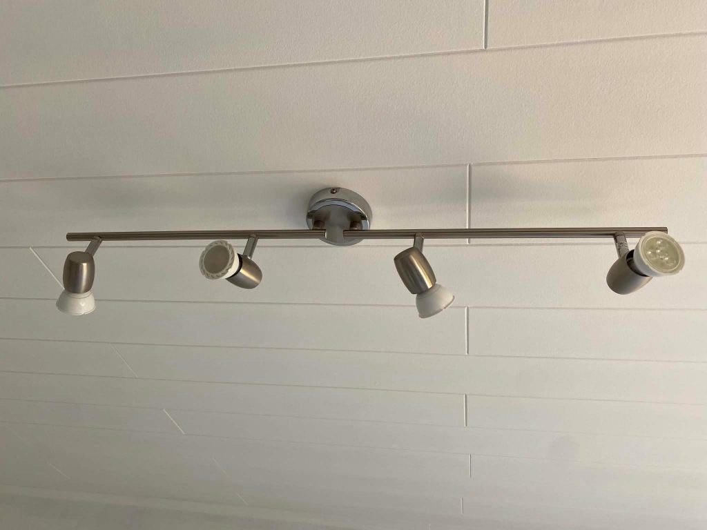 spots plafond, Matériel de fixation inclus, Comme neuf, Enlèvement, LED