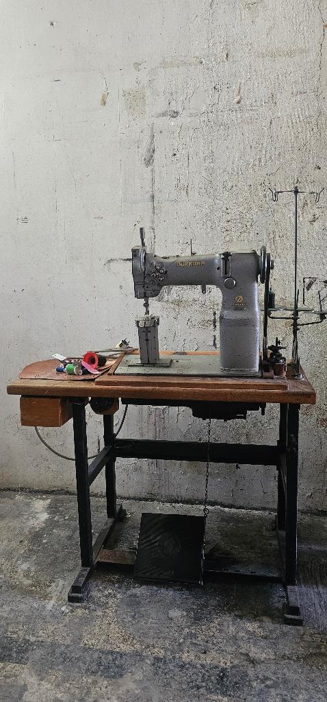 Machine à coudre triple entrainement DURKOPP, Hobby & Loisirs créatifs, Machines à coudre & Accessoires, Enlèvement, Utilisé, Machine à coudre