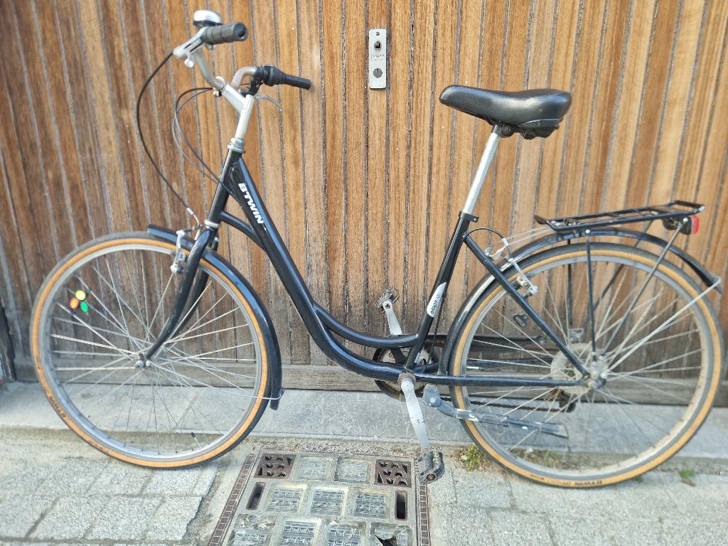 Vélo femme bitwin 28 inch, Vélos & Vélomoteurs, Enlèvement, Utilisé, Autres marques, Vitesses