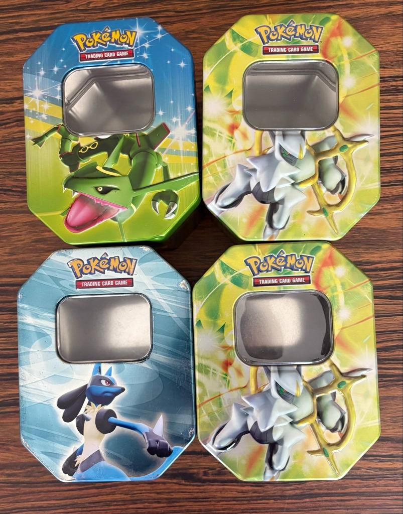 4 Pokemon training card game box, Enlèvement ou Envoi, Utilisé, Booster box