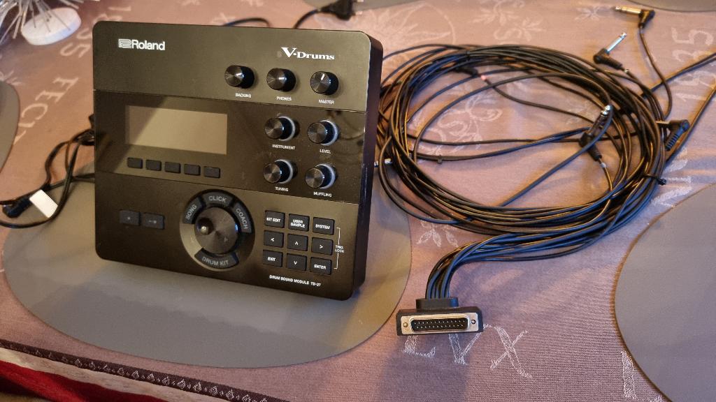TD 27 Roland drum module, Musique & Instruments, Enlèvement, Utilisé, Roland