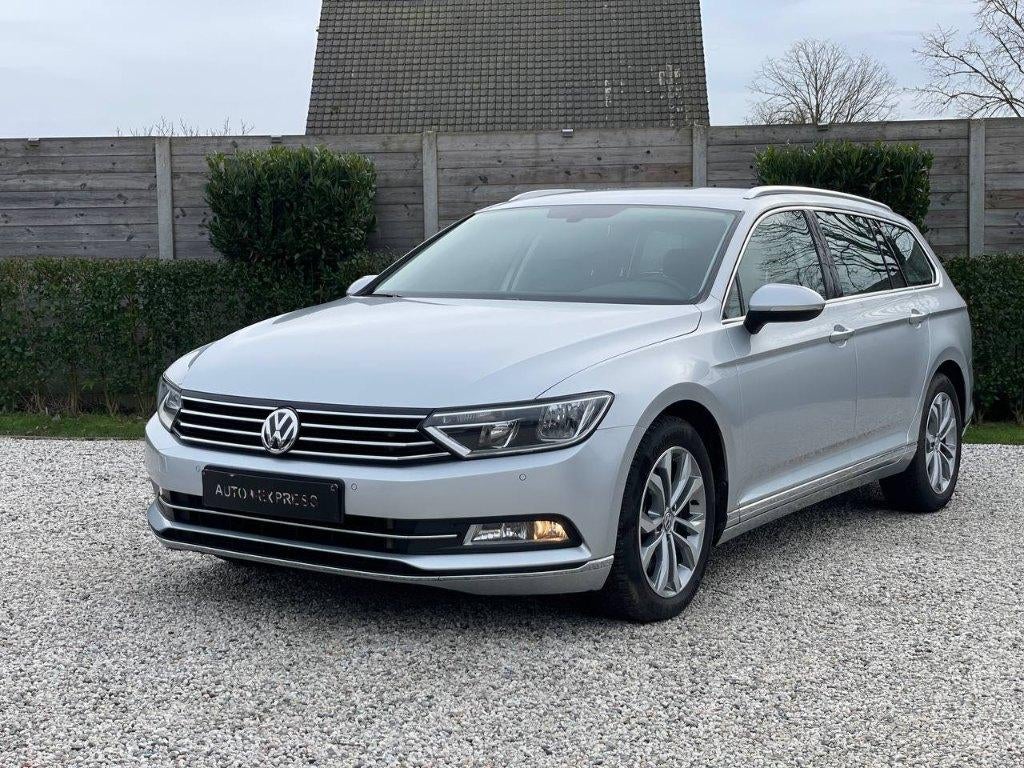 Volkswagen Passat1.6 Tdi/Clima/Navi/Camera/Garantie/***, Euro 6, 4 cilinders, Leder en Stof, Passat