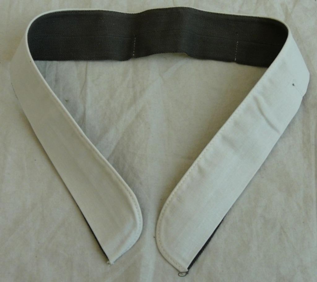 Uniform Binnenkraag / Kragenbinde, NVA, DDR, Oost-Duits.(1), Verzamelen, Ophalen of Verzenden, Landmacht, Kleding of Schoenen