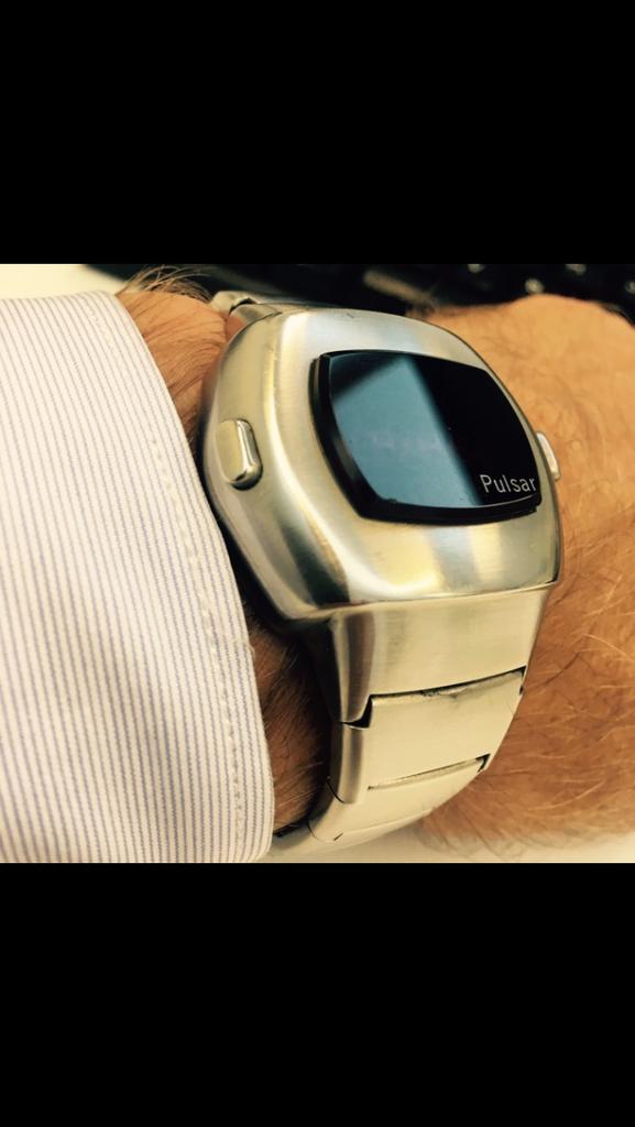 Montre Pulsar P3 vintage, Enlèvement