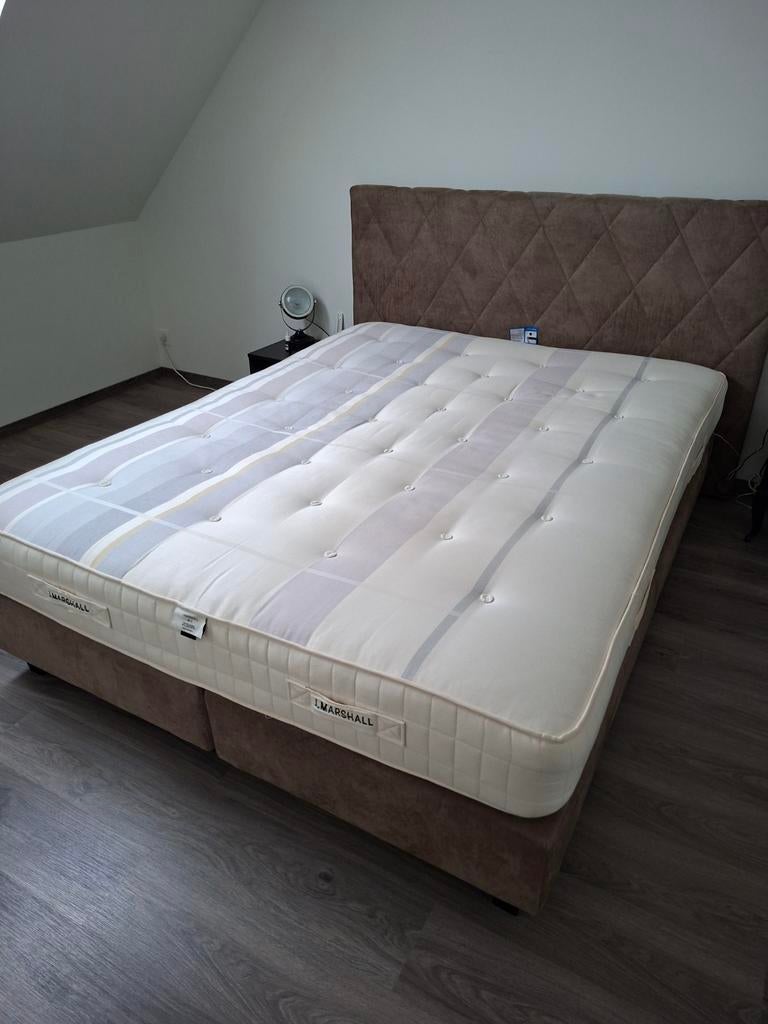 Boxpring met matras, Maison & Meubles, Chambre à coucher | Lits boxsprings, Enlèvement