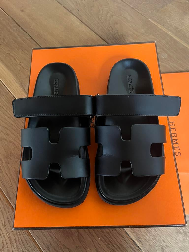 Sandales Hermès chypriotes noires taille 36, Enlèvement ou Envoi, Comme neuf